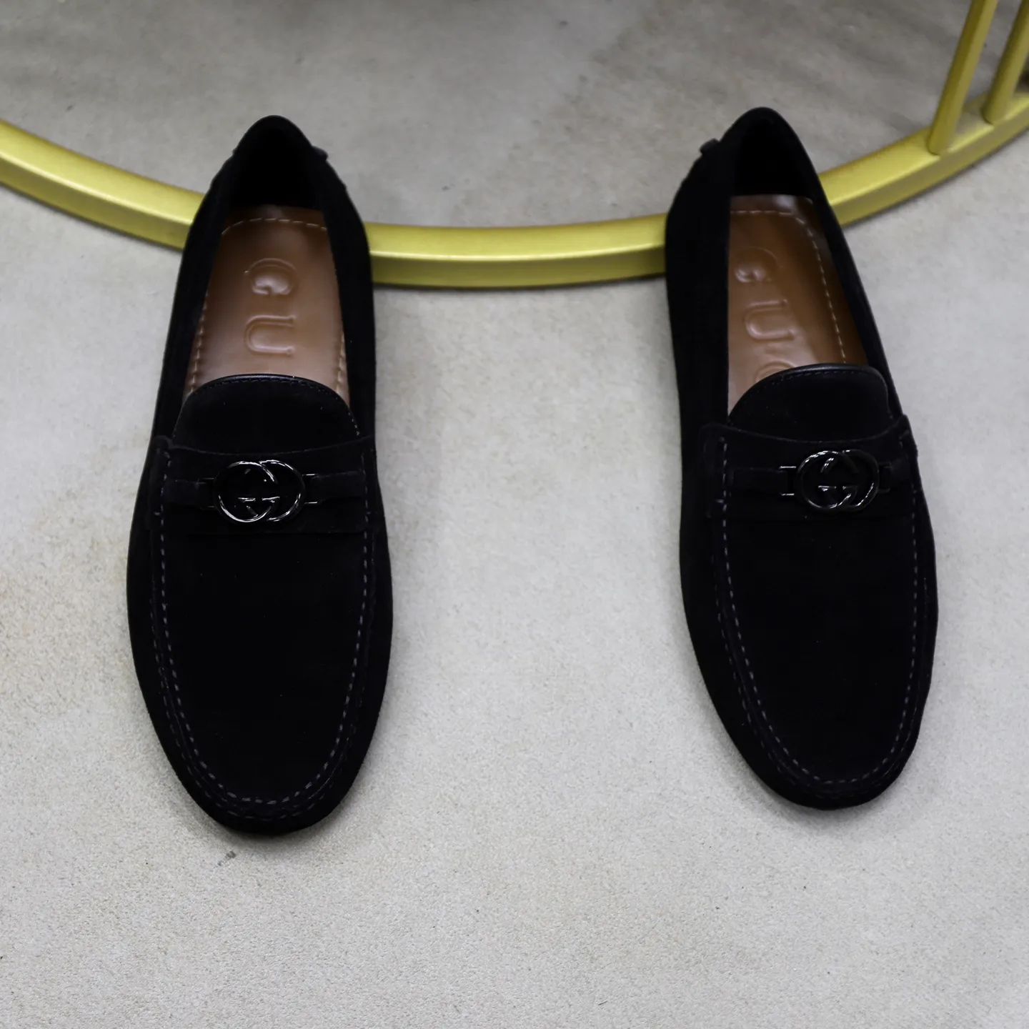 Ex-factory price: 460💰[GUCCI] Gucci ⚠️High-end men’s driving and pedal series ⚠️38-44 (customized for 45) ⚠️All original cowhide leather! Thick and soft! Made entirely of calfskin lining! Rubber sheet anti-slip beanie sole! Three-dimensional package technology! Fashionable and classic! Handicrafts! Original high quality! Feel free to compare!